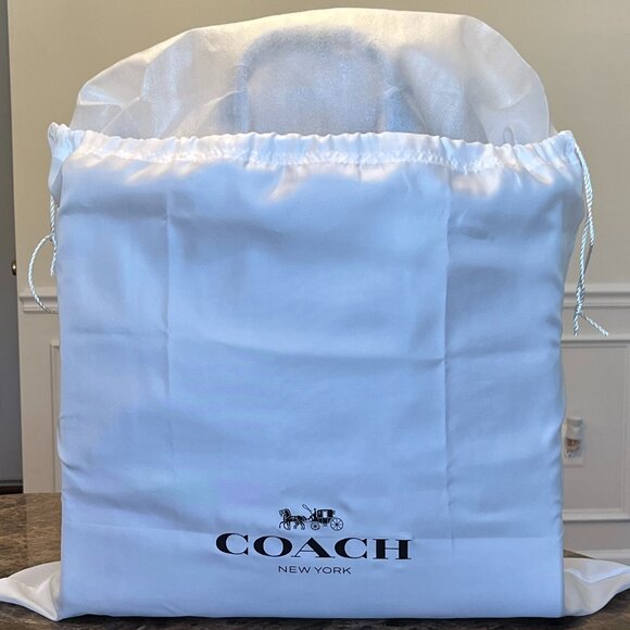 NWT Coach Field Tote 40 in Signature Canvas in Charcoal - Picture 16 of 16